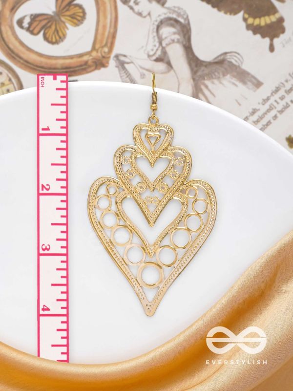 The Multilayered Intricate Hearts - The Golden Charm Collection