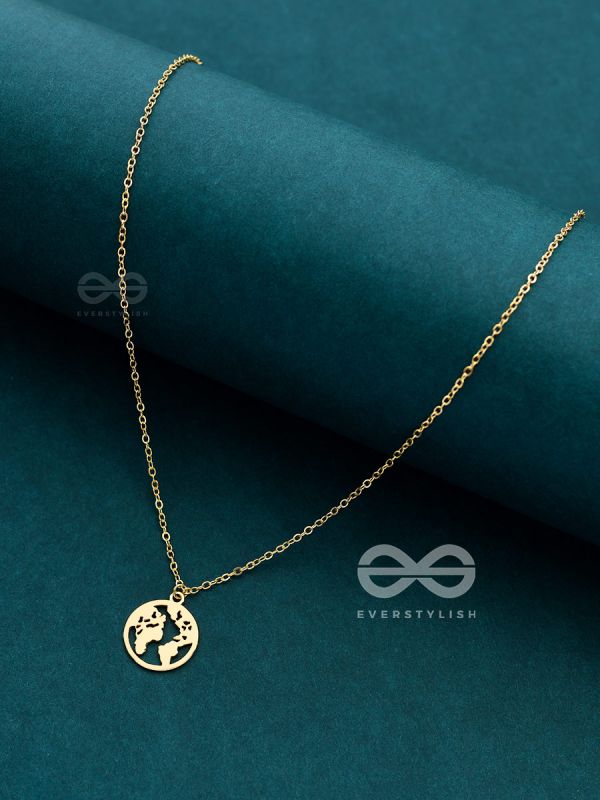 Citizen Of The Globe - Statement Golden Neckpiece With Anti-Tarnish Coating 