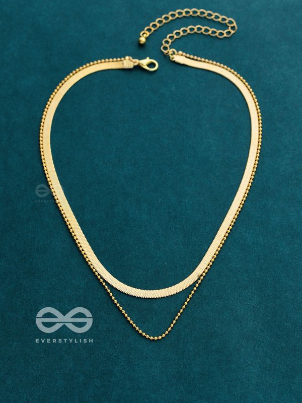 The Woman of Elegance - Golden Multilayered Neckpiece