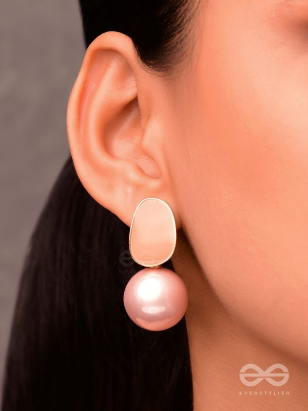 The Mesmerisingly Chic Statement Makers- Enamelled Pearl Earrings (Blush Pink)