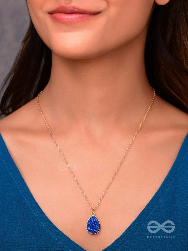 The Enticing Droplet - Embellished Golden Neckpiece