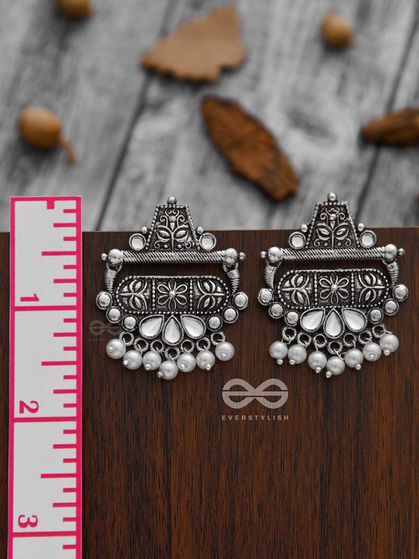 The Boho chic Intricate Embellished statement earrings (Fluid White)