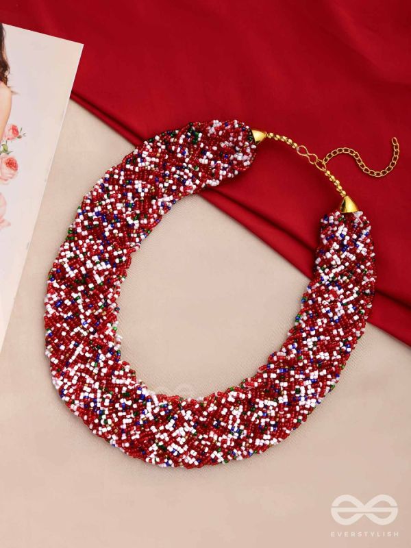 The Beauteous Braided Criss-Cross Beaded Necklace (Multicoloured)