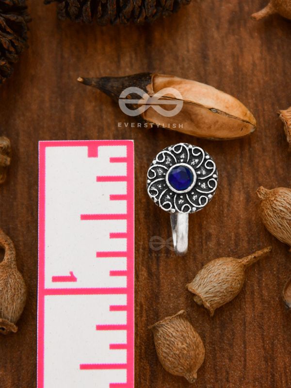 The Embellished Whirlwind - Oxidised Non-pierced Nosering (Navy blue)