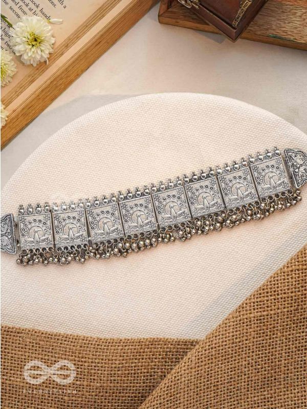 Spreading the Wings - Statement Boho Choker