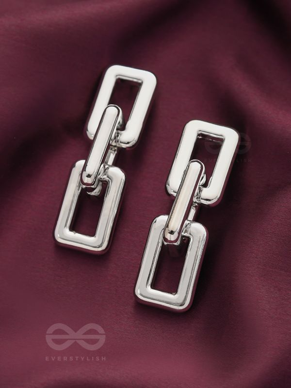Catch me if you can - Silver Statement earrings