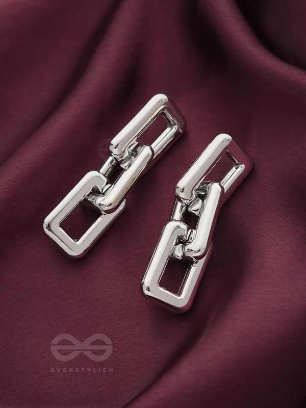 Catch me if you can - Silver Statement earrings