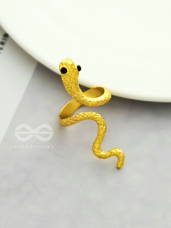 The Golden Serpent - Adjustable ring