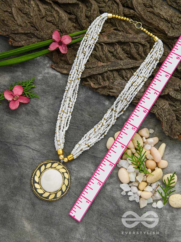 The Timeless Elegance- Beautiful Beaded Neckpiece (White)