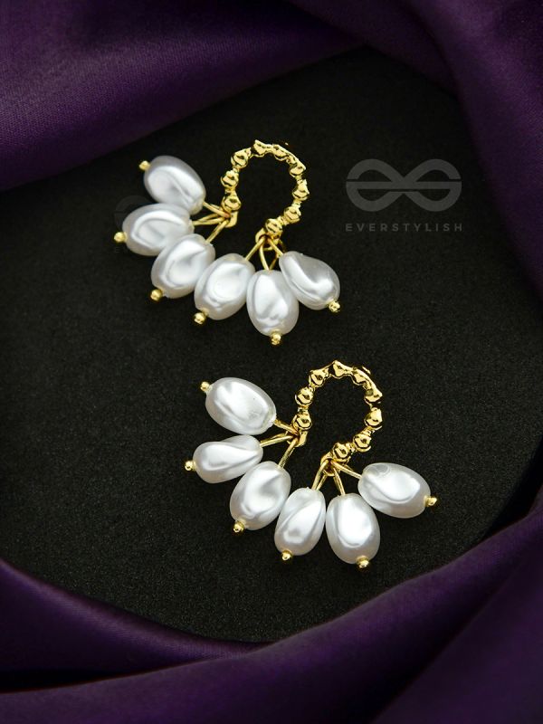 Budding Blossoms- Golden Pearl Earrings