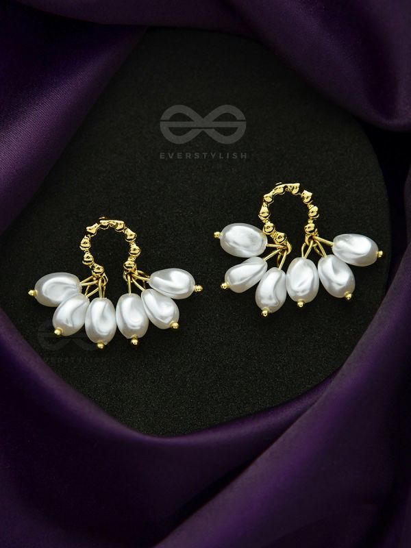Budding Blossoms- Golden Pearl Earrings