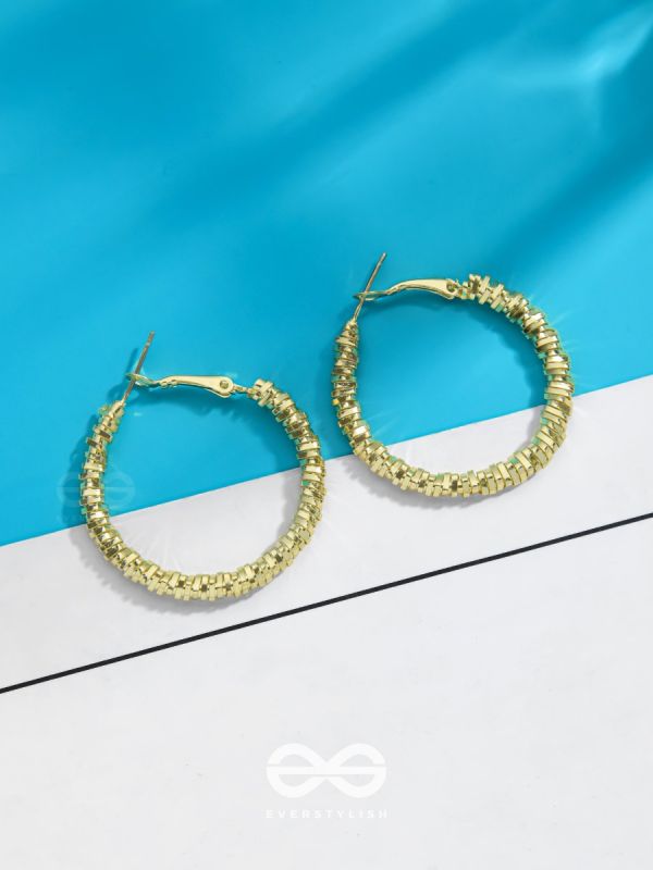 Intertwined Rims- Textured Golden Hoops