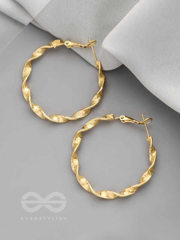 The Ruffled Ring- Minimalist Golden Hoops