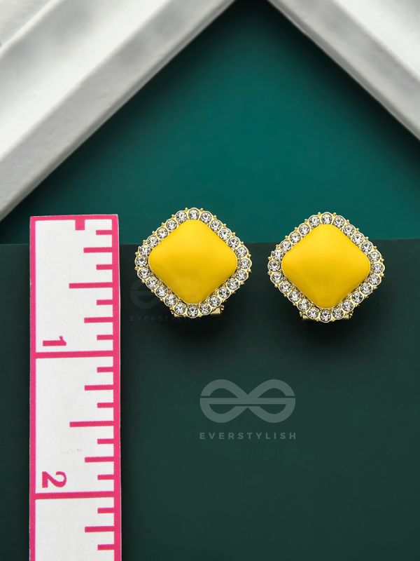 The Flaming Cube- Golden Rhinestones Earrings (Bright Yellow)