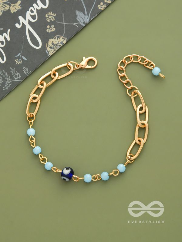 Star of the Show- Evil Eye Stone & Beads Studded Golden Bracelet