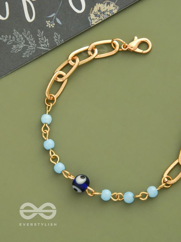 Star of the Show- Evil Eye Stone & Beads Studded Golden Bracelet