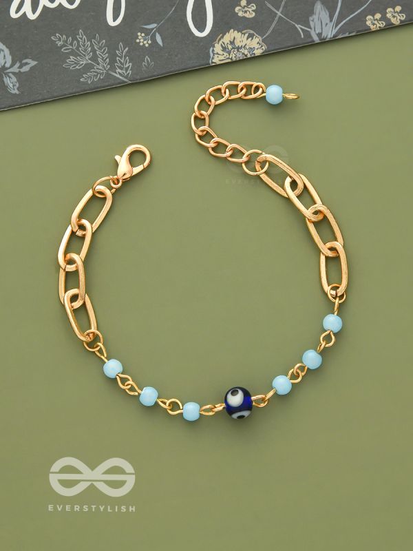 Star of the Show- Evil Eye Stone & Beads Studded Golden Bracelet