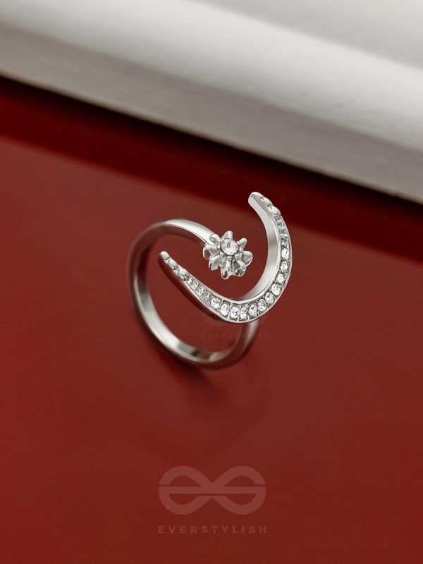 The Night Sky- Silver Rhinestones Ring