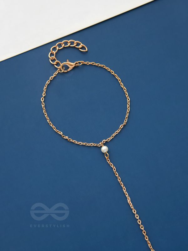 Pearl Around- Hand Harness Golden Pearl Bracelet