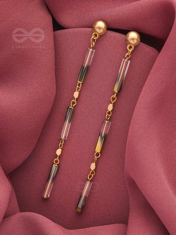 Day In, Day Out-Golden Resin Earrings (Ivory White and Lead Black)