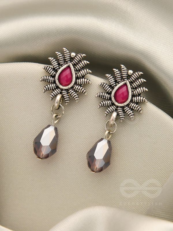 DROPS OF LIGHT- TINY TRINKET EARRINGS (Carmine Red)