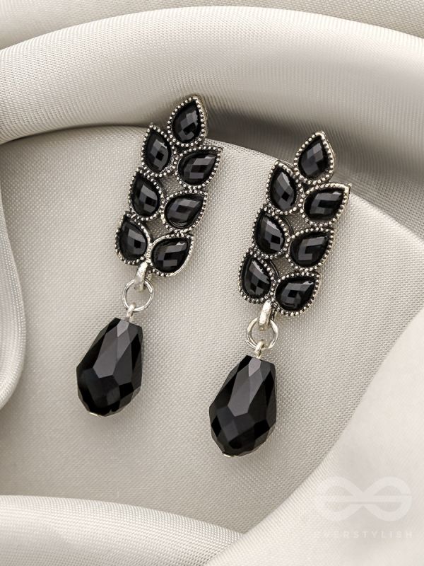 The Grapevine- Embellished Oxidized Earrings (Black)