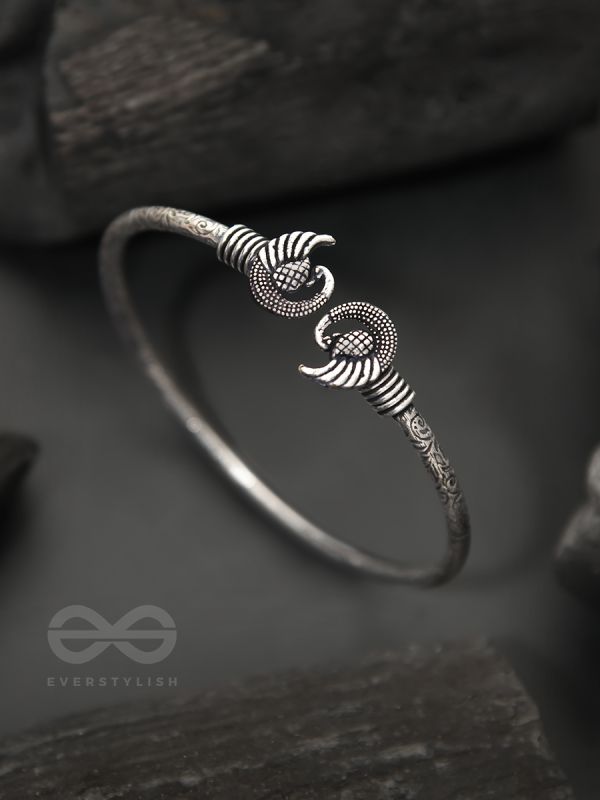 The Black Swan- Oxidised Bangle Bracelet