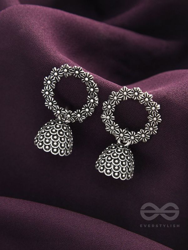The Frosty Wreath- Oxidised Jhumka Earrings
