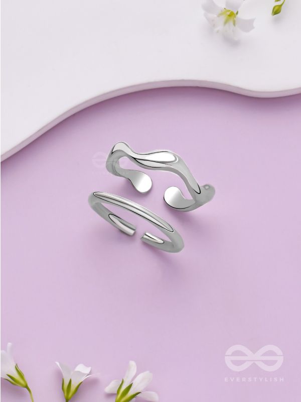 The Moonlit Trails- Silver Set of Two Rings