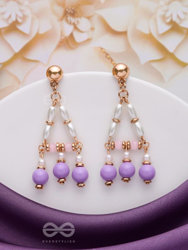 THE ETHEREAL ECHOES - LAVENDER AND WHITE BEADED EARRINGS