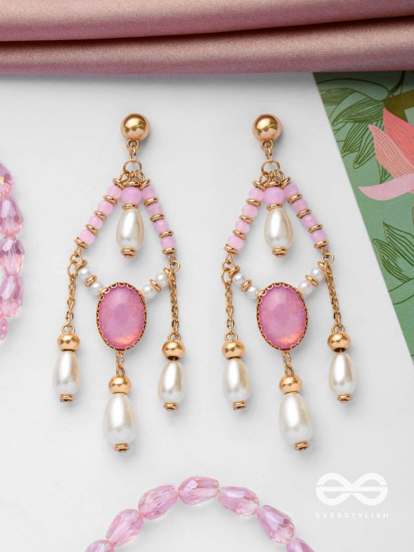 THE HEAVENLY HARMONY - CLASSIC PEARL EARRINGS