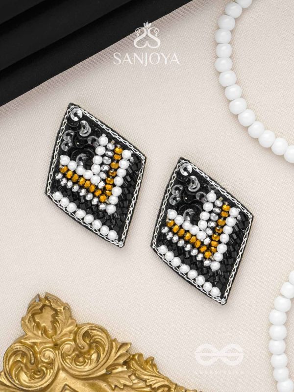 Anavila - The Night's Symphony - Sequins, Cutdana And Beads Hand Embroidered Stud Earrings (Black)