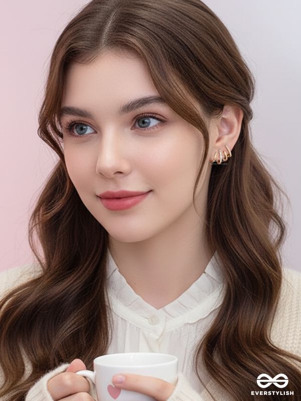 CLAWS OF DESTINY - GOLDEN STUD EARRINGS