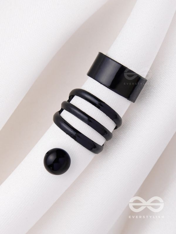 THE PERFECT TRIO - TWO EARCUFF & ONE STUD (ONE EAR) (BLACK)