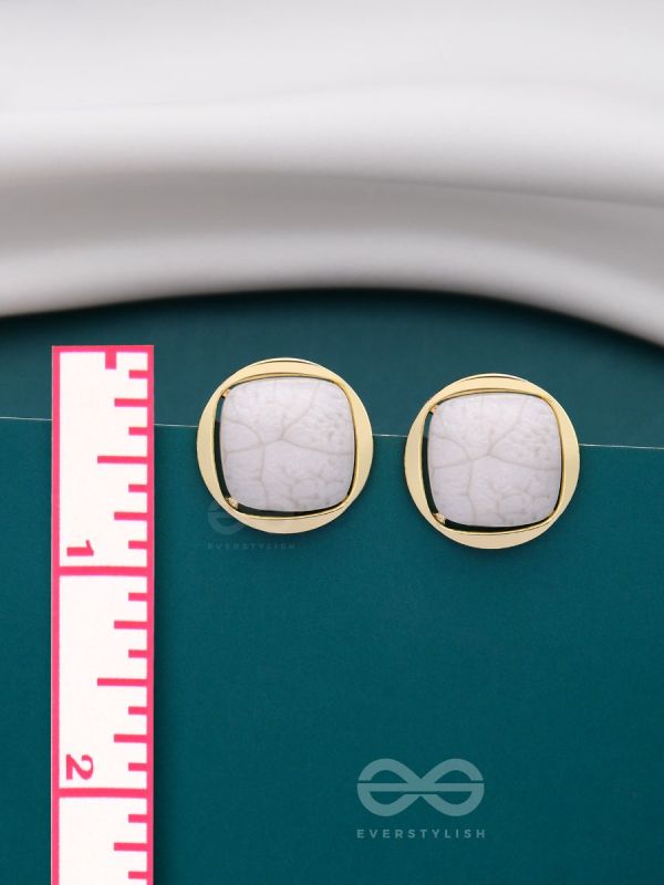 ICE TO SEE YOU - GOLDEN ENAMELLED STUDS (WHITE)