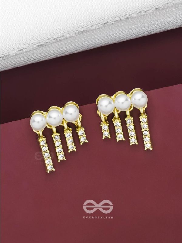SWINGIN IN WIND - GOLDEN PEARL EARRINGS