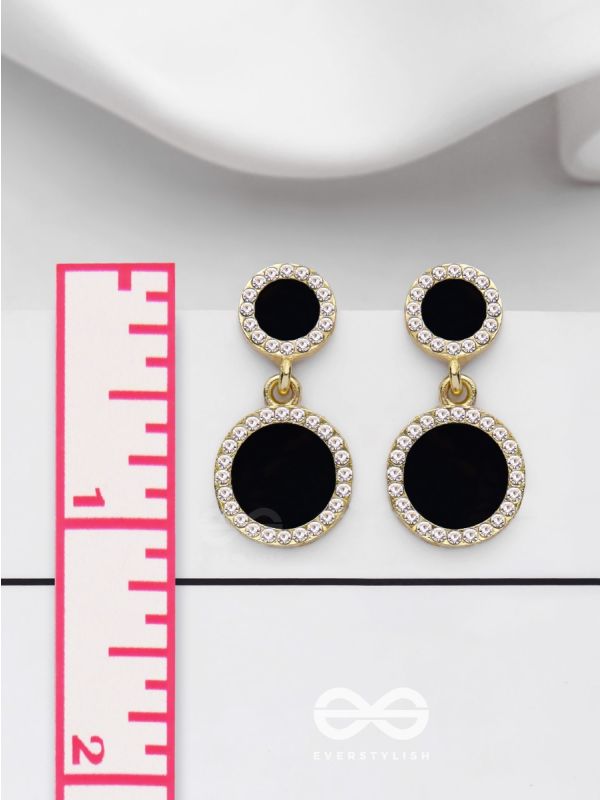 MIDNIGHT ENCHANTMENT - GOLDEN AND BLACK DROP EARRINGS