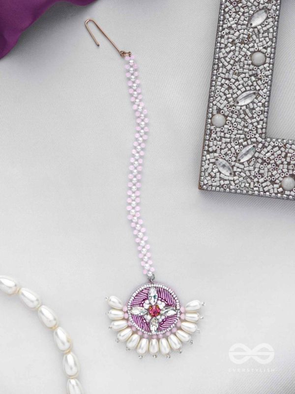 MUKHASHRI - FILLED WITH BEAUTY - STONES, CUTDANA AND BEADS EMBROIDERED MAANGTIKA