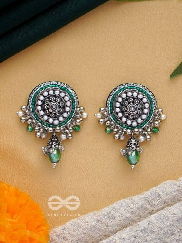VILAKSHANA - THE EXCEPTIONAL ONE - CUTDANA AND GLASS DROP EMBROIDERED AND OXIDISED EARRINGS