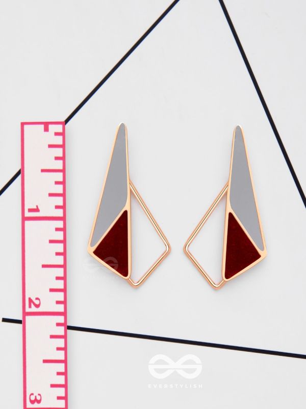 SLEEK SCARLET SHADOWS - CASUAL ENAMELED EARRINGS