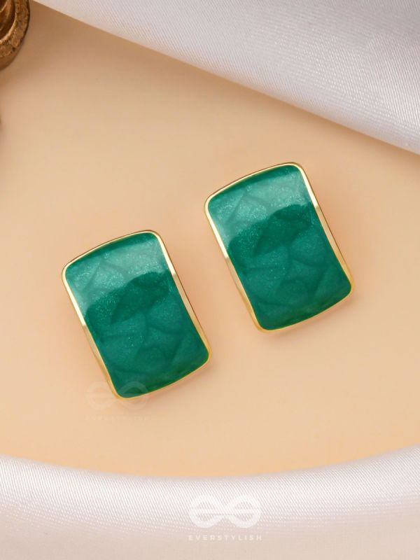 THE CLASSIC RADIANCE - GOLDEN ENAMELLED STUD EARRINGS (GREEN)