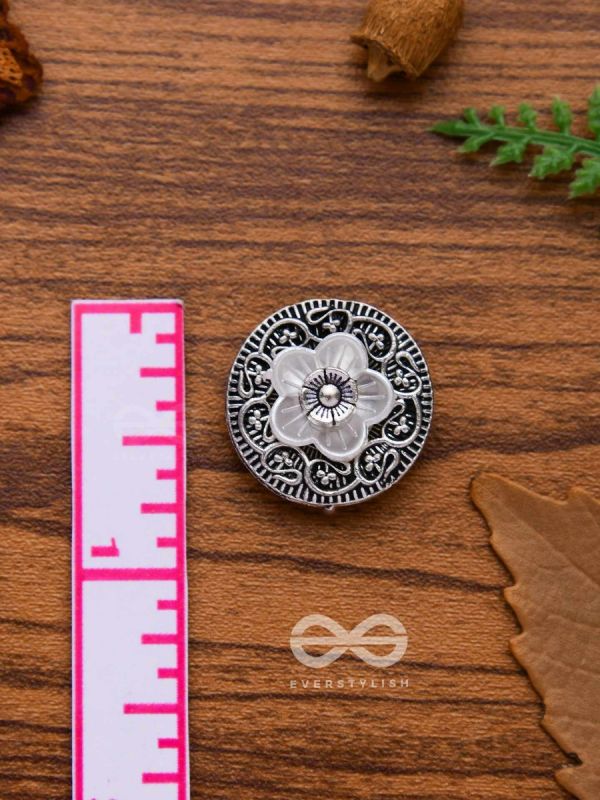 BLOSSOM SPINS - OXIDISED STUD EARRINGS