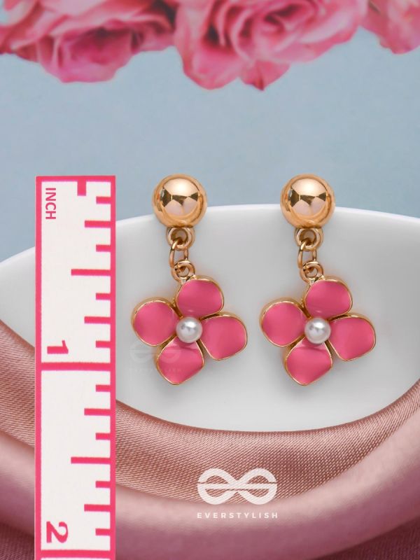 BLOOMLET DELIGHTS - GOLDEN EMBELLISHED EARRINGS