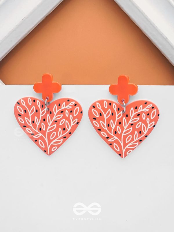 THE LUCKY LOVE - ORANGE ACRYLIC EARRINGS