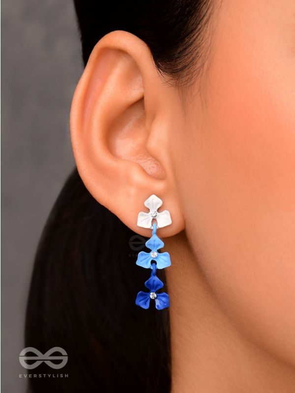THE BLUEBERRY BLOSSOMS - ELEGANT ACRYLIC EARRINGS