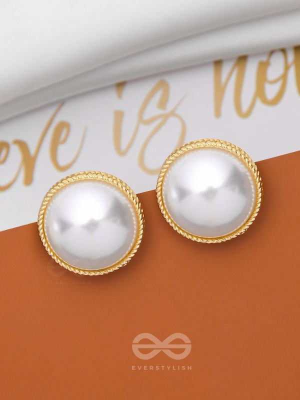 THE IVORY ILLUSION - GOLDEN PEARL STUD EARRINGS