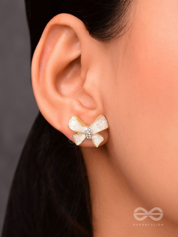 RETRO RIBBON RADIANCE - GOLDEN EMBELLISHED EARRINGS