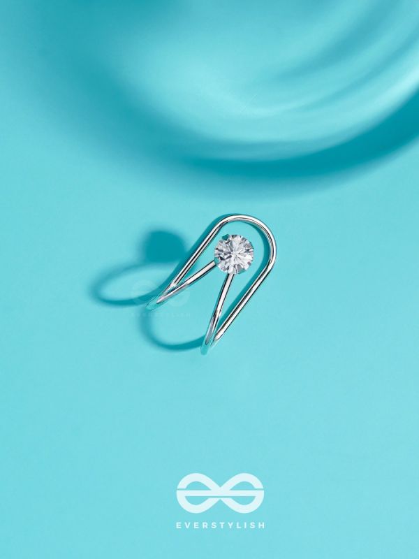 EVERMORE GEM GLEAM - SILVER EMBELLISHED EARCUFF