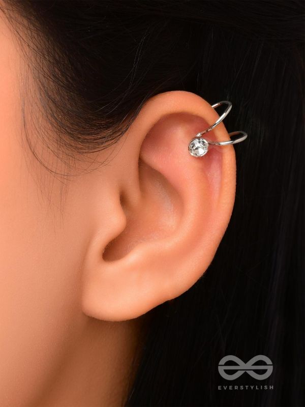 EVERMORE GEM GLEAM - SILVER EMBELLISHED EARCUFF