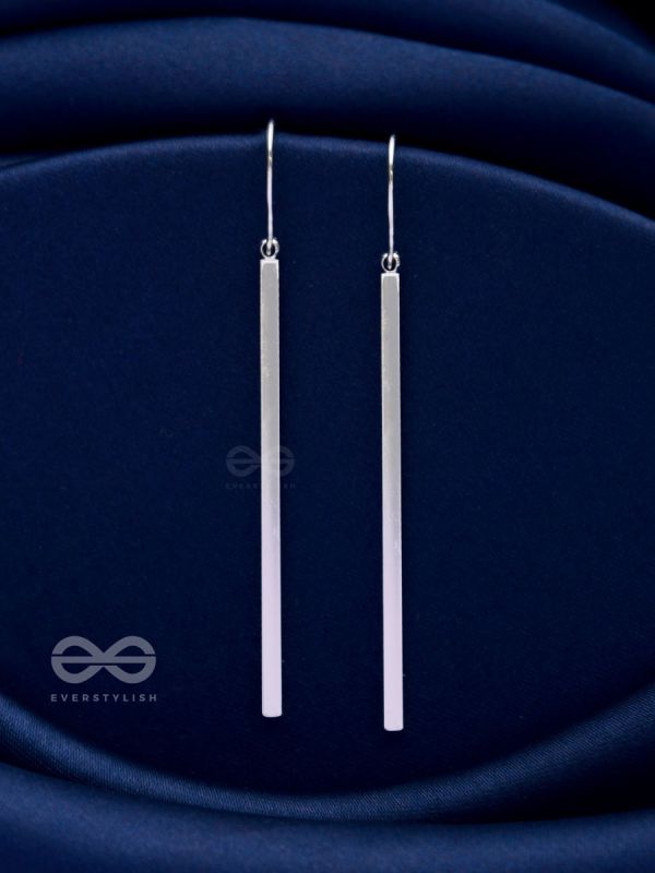 THE LUXURY DIMENSIONS - CLASSIC SILVER EARRINGS